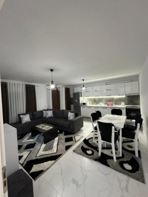 Elezi Apartment City Centre